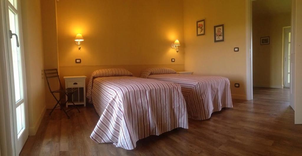 Cascina Rollone Villa Rocchetta Tanaro Екстериор снимка