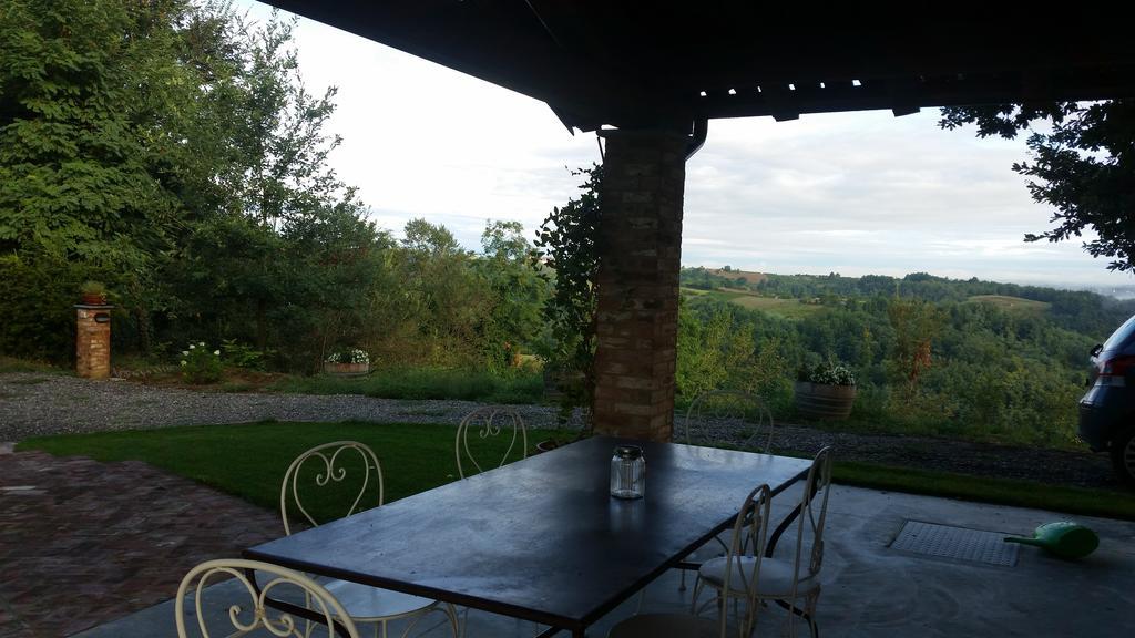 Cascina Rollone Villa Rocchetta Tanaro Екстериор снимка