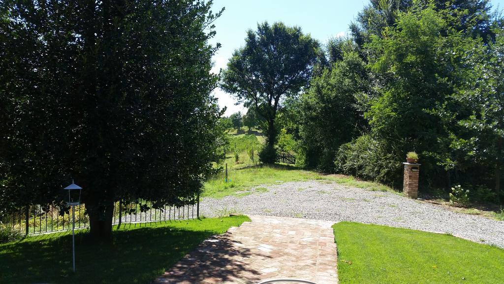 Cascina Rollone Villa Rocchetta Tanaro Екстериор снимка